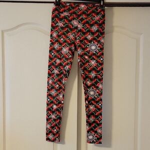 LuLaRoe One Size Red and Green Patterned Leggings